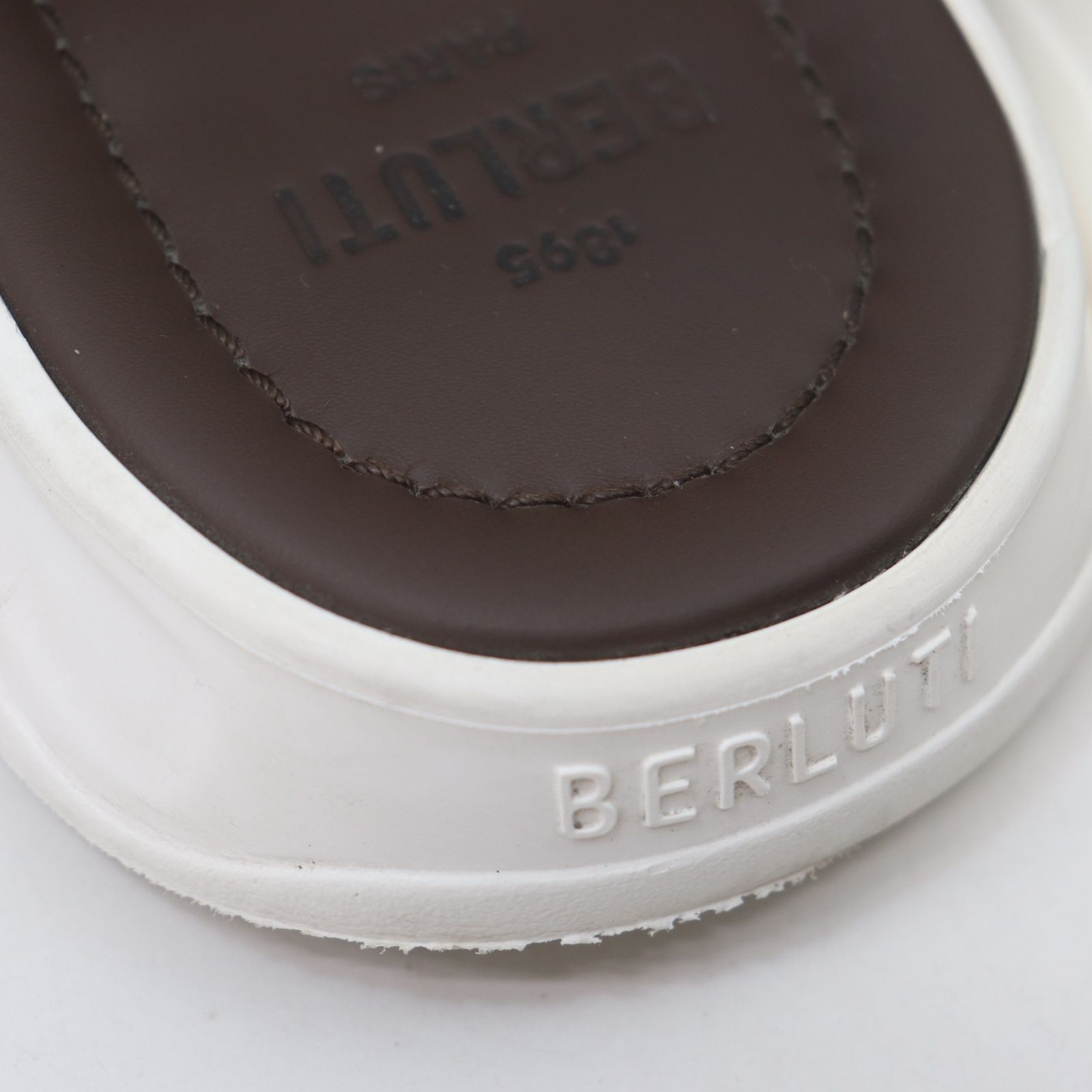 IT6LCDTUA6X4 BERLUTI ベルルッティ サンダル カリグラフィー レザー
