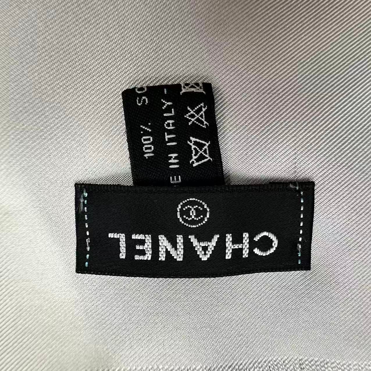 極美品 CHANEL シャネル スカーフ 大判 シルク シャネル ロゴ 車