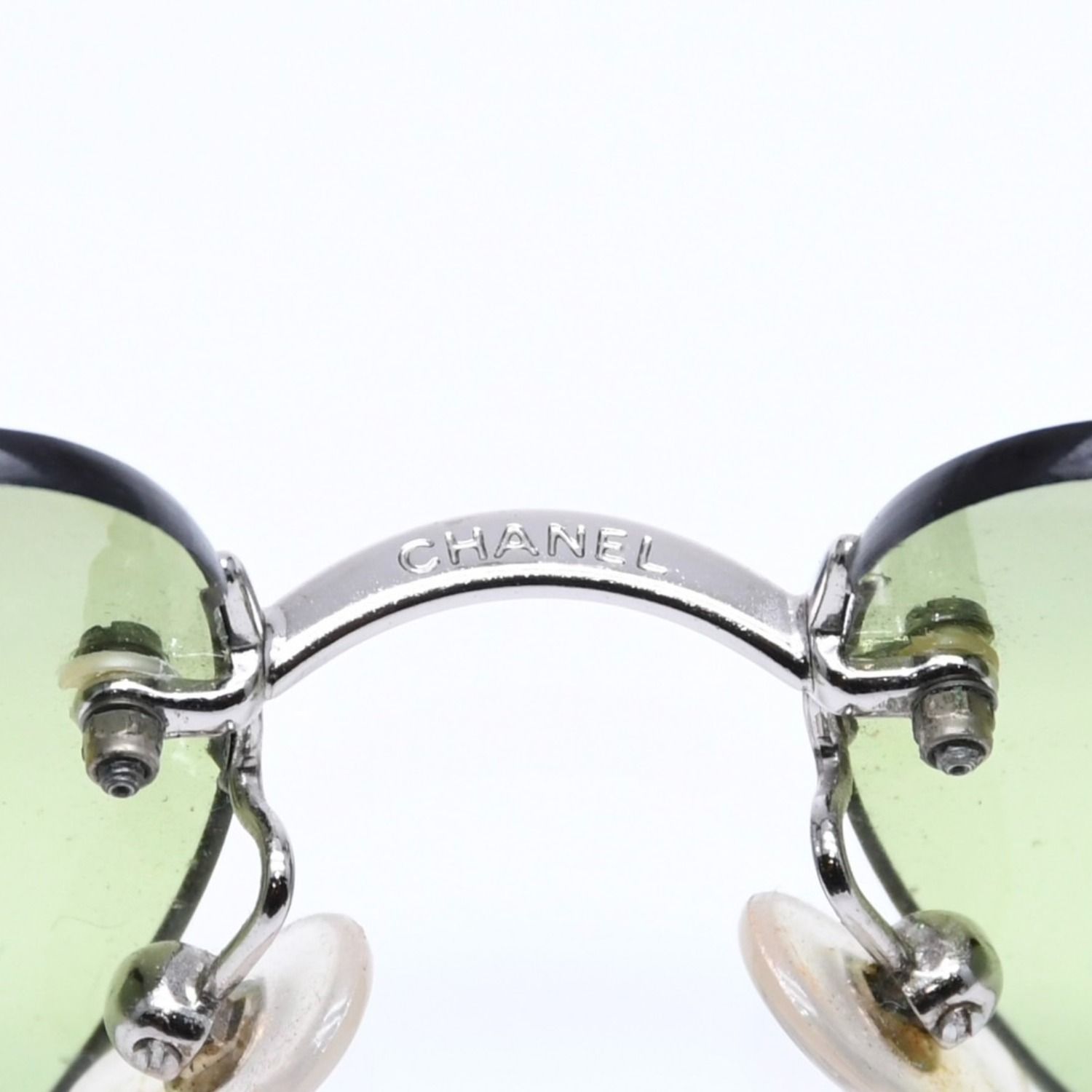 CHANEL シャネル サングラス リムレス ココマーク 4017 メタル ラインストーン シルバー金具 グリーン 62◻︎17 美品 中古 4a005430 CHANEL シャネル サングラス リムレス ココマーク 4017 メタル ライン