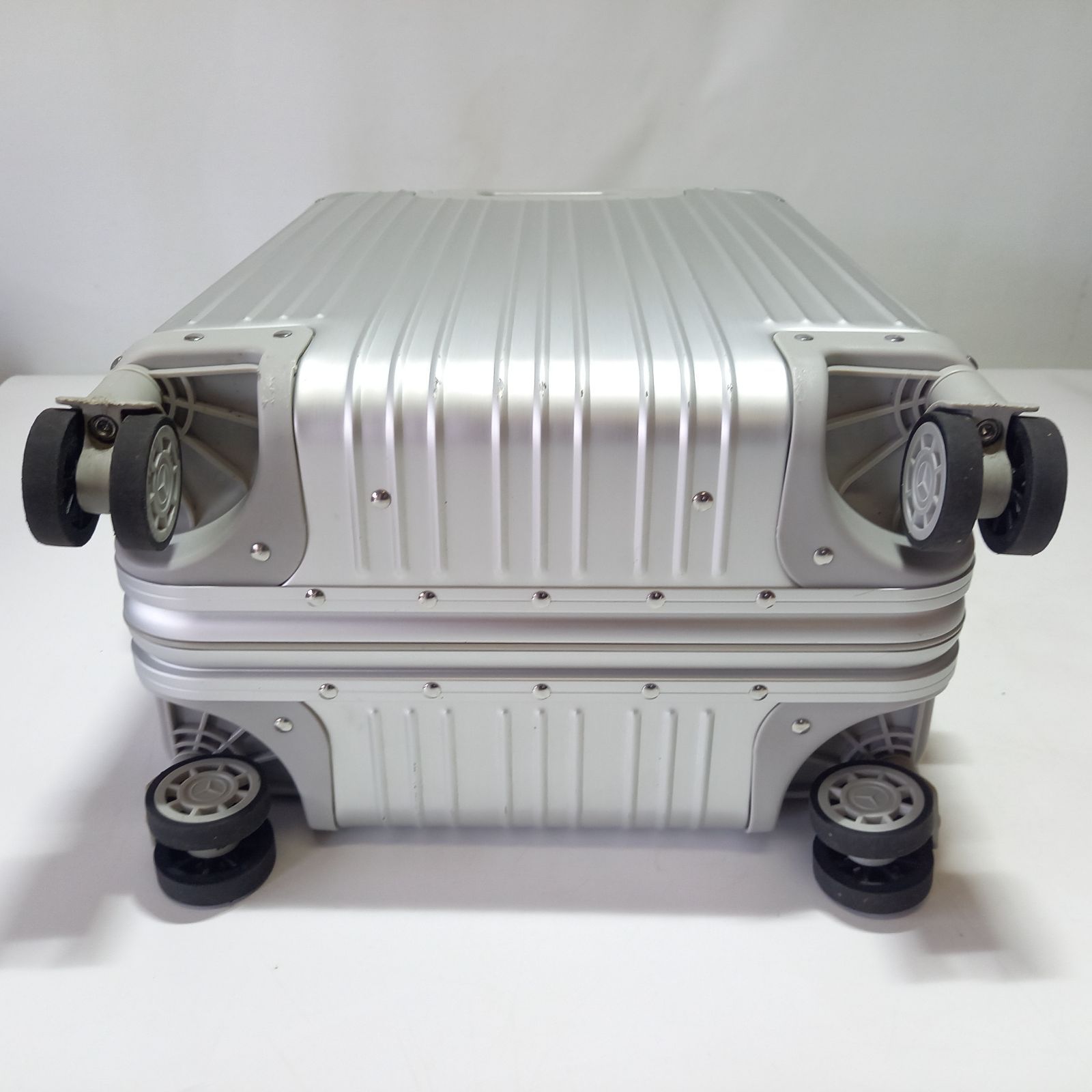 メルセデスベンツ オリジナル アルミスーツケース 32L 4輪 Mercedes benz