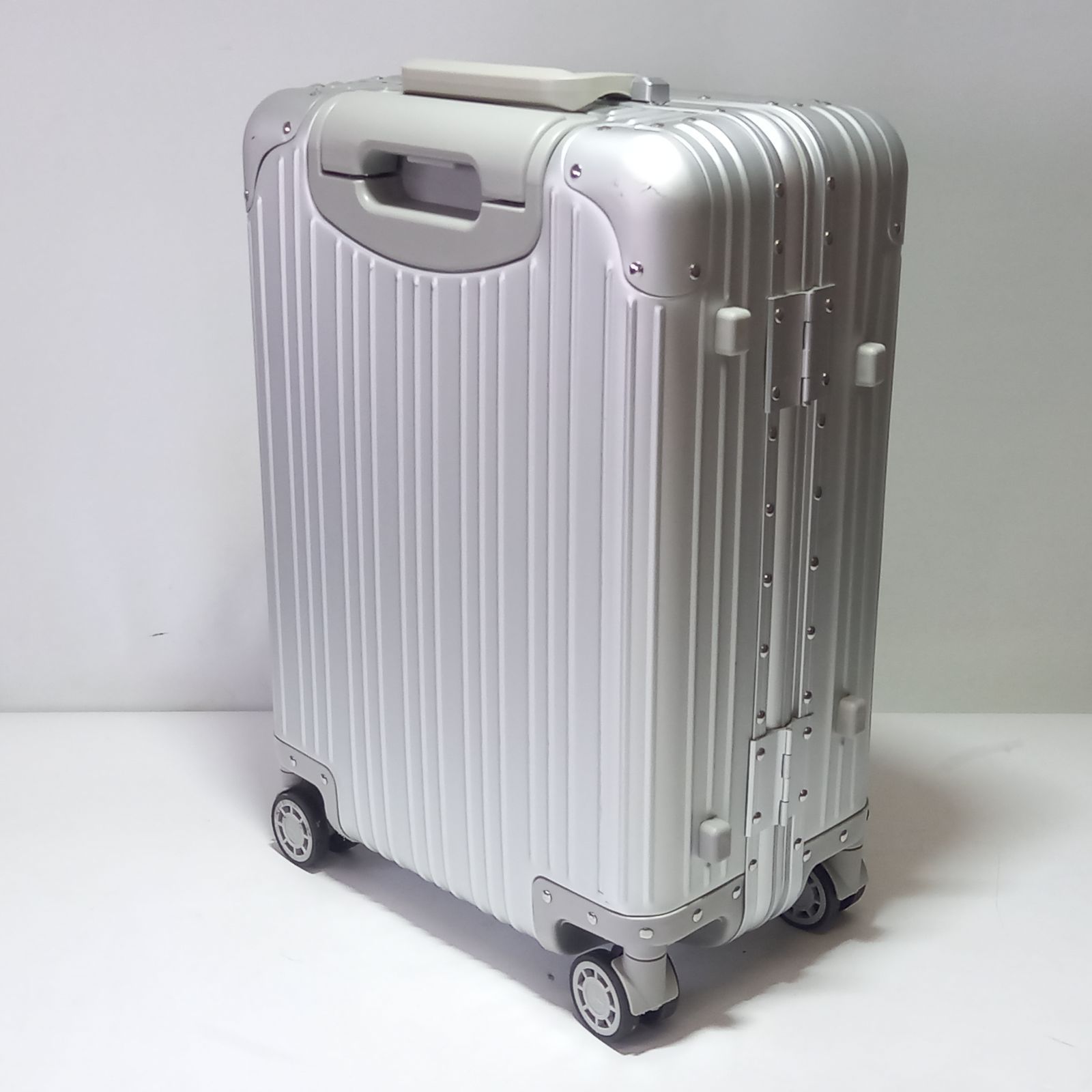 メルセデスベンツ オリジナル アルミスーツケース 32L 4輪 Mercedes benz