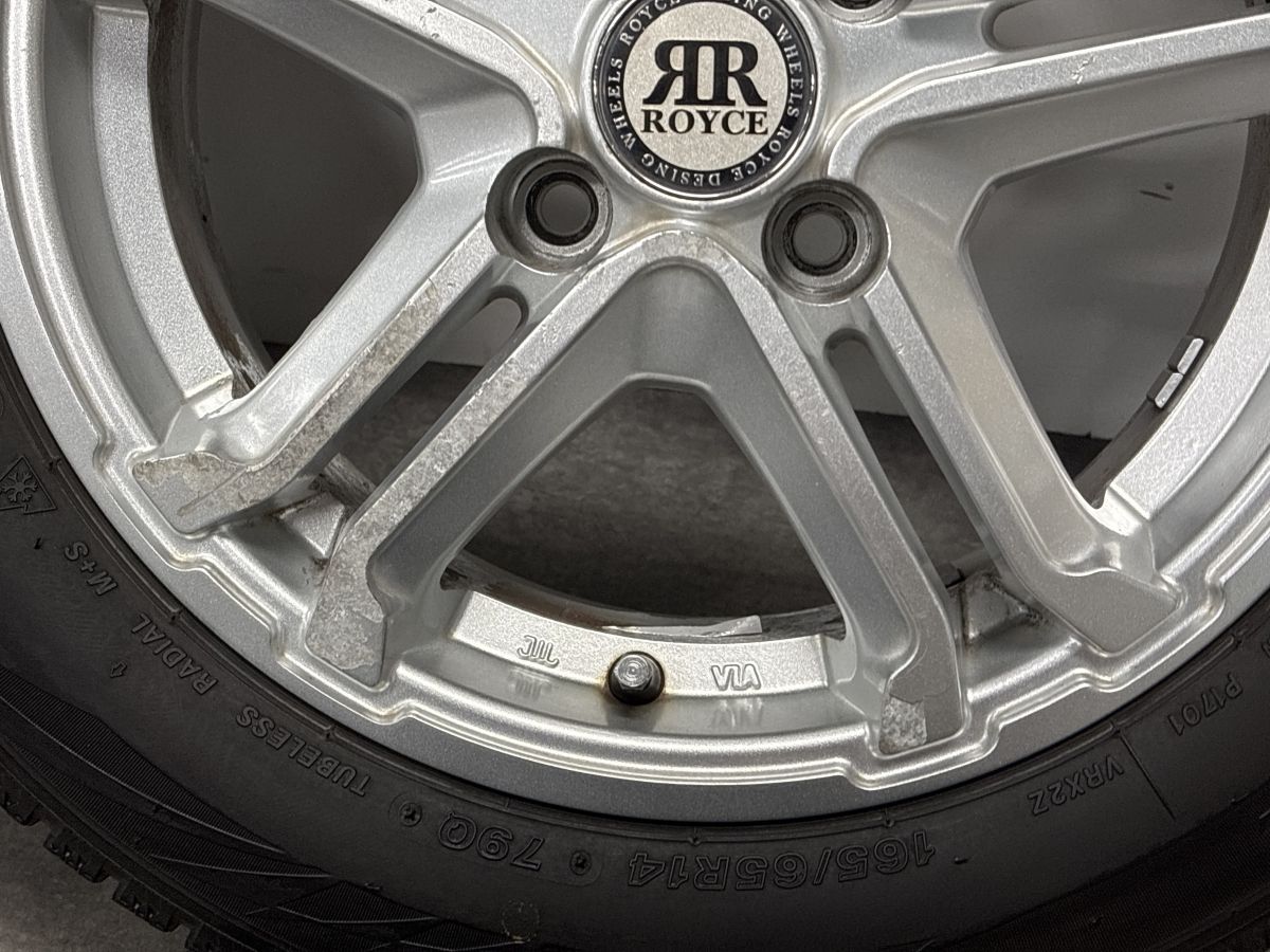 特価品】ROYCE 14in 5.5J +45 PCD100 ブリザックVRX2 165/65R14 パッソ 