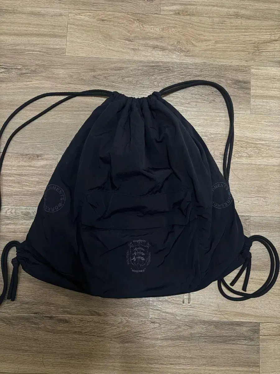 POLYTERU X NOMANUAL シャーリングバッグ 出品