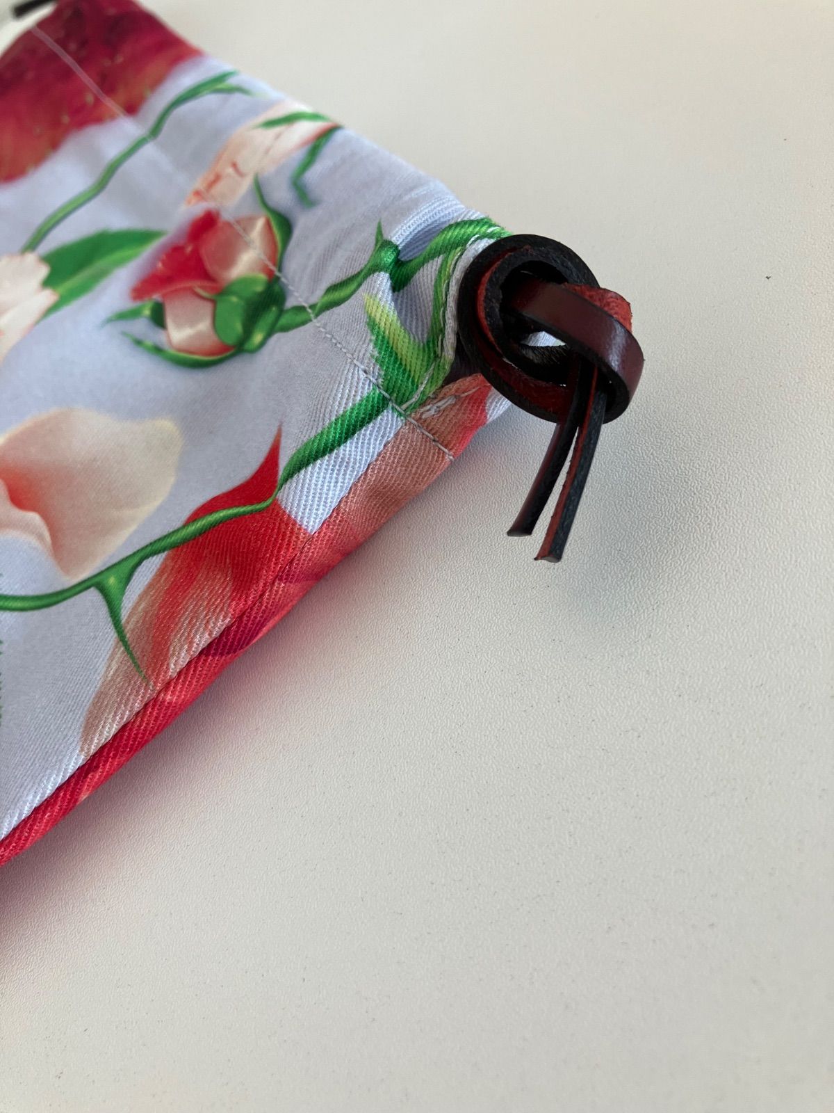 美品】LOEWE ロエベ パウラズイビザ コラボ 巾着ポーチ ローズ バラ 花