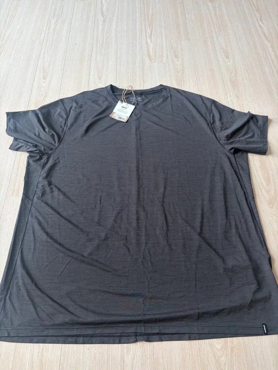 パタゴニア キャピリン クール ウルトラ Tシャツ XL 新品