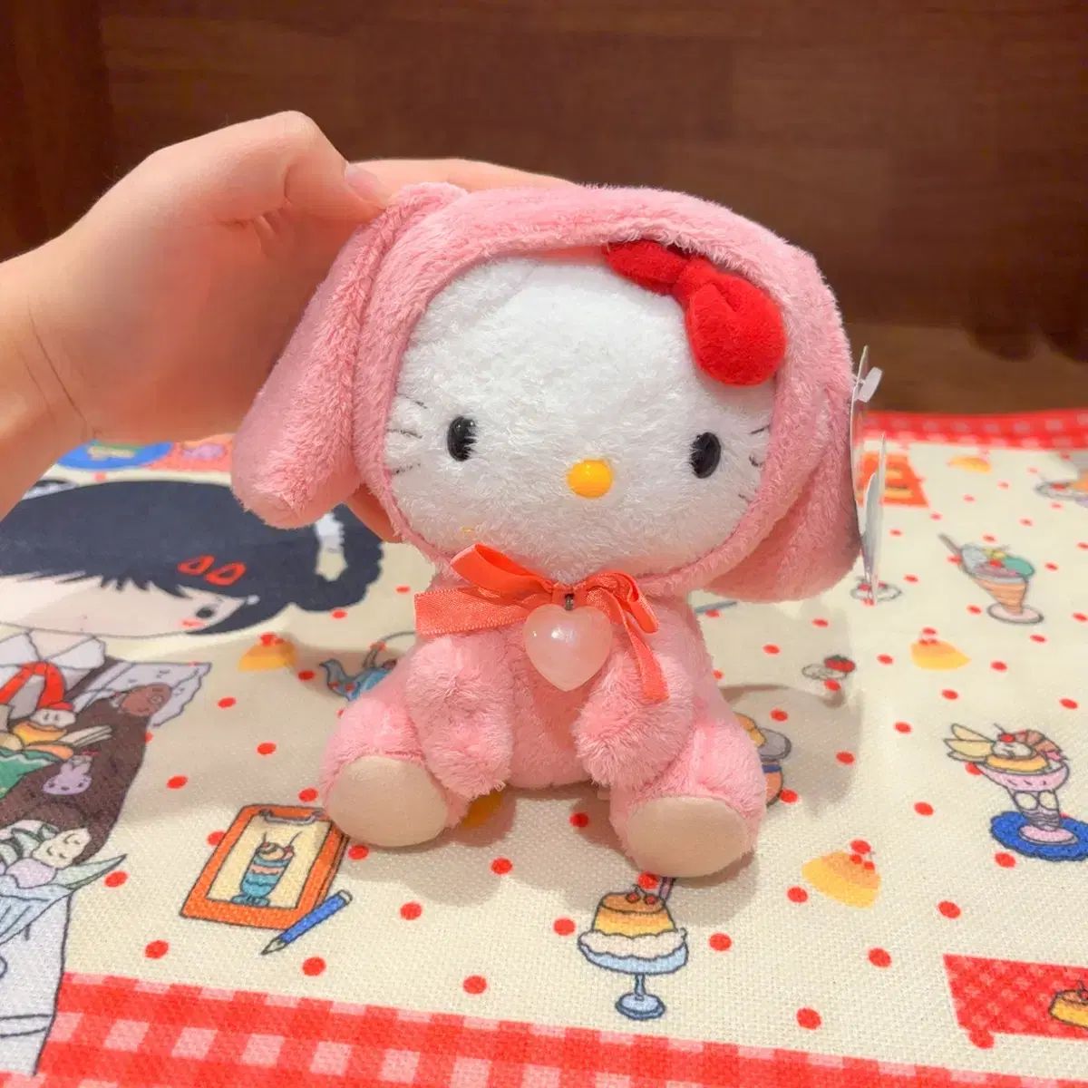 クラシック Sanrio HELLO KITTY ロップイヤー うさぎ 石 ぬいぐるみ ピンク