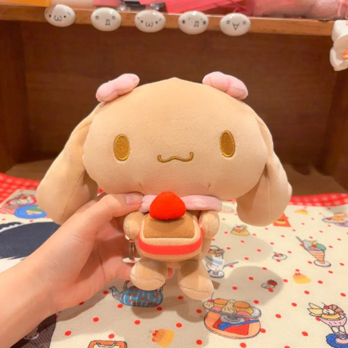 クラシック Sanrio シナモロール フレンズ モカ チョコ ストロベリー ケーキ ぬいぐるみ