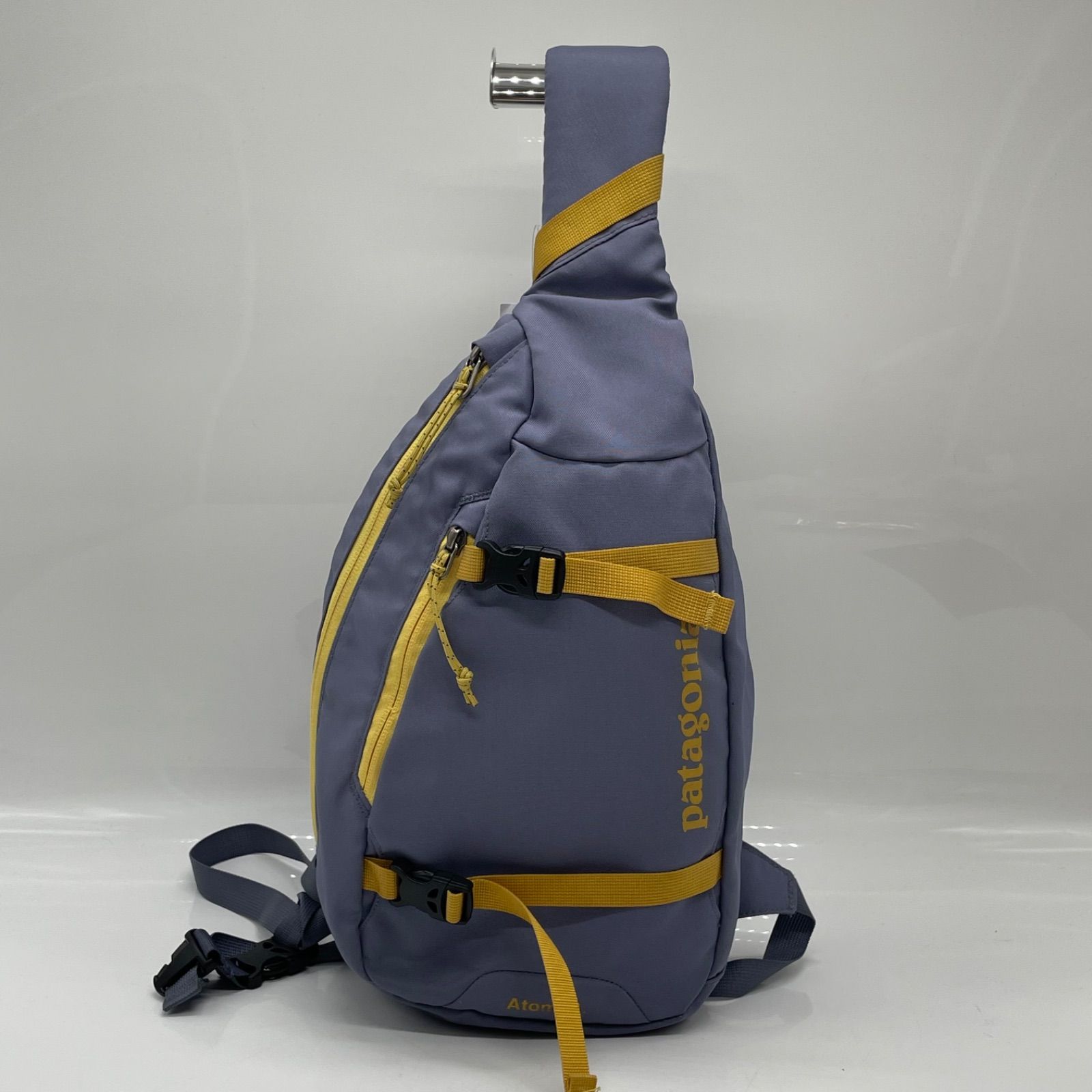 BN9532● patagonia パタゴニア Atom 8L スリングショルダーバッグ グレー 48260 旧モデル