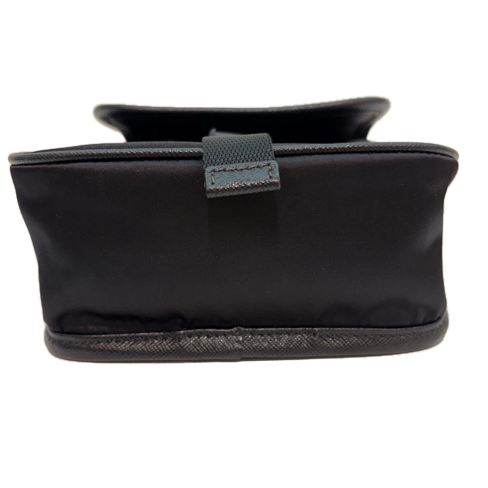 PRADA プラダ ショルダーバッグ ブラック ナイロン メンズ【中古