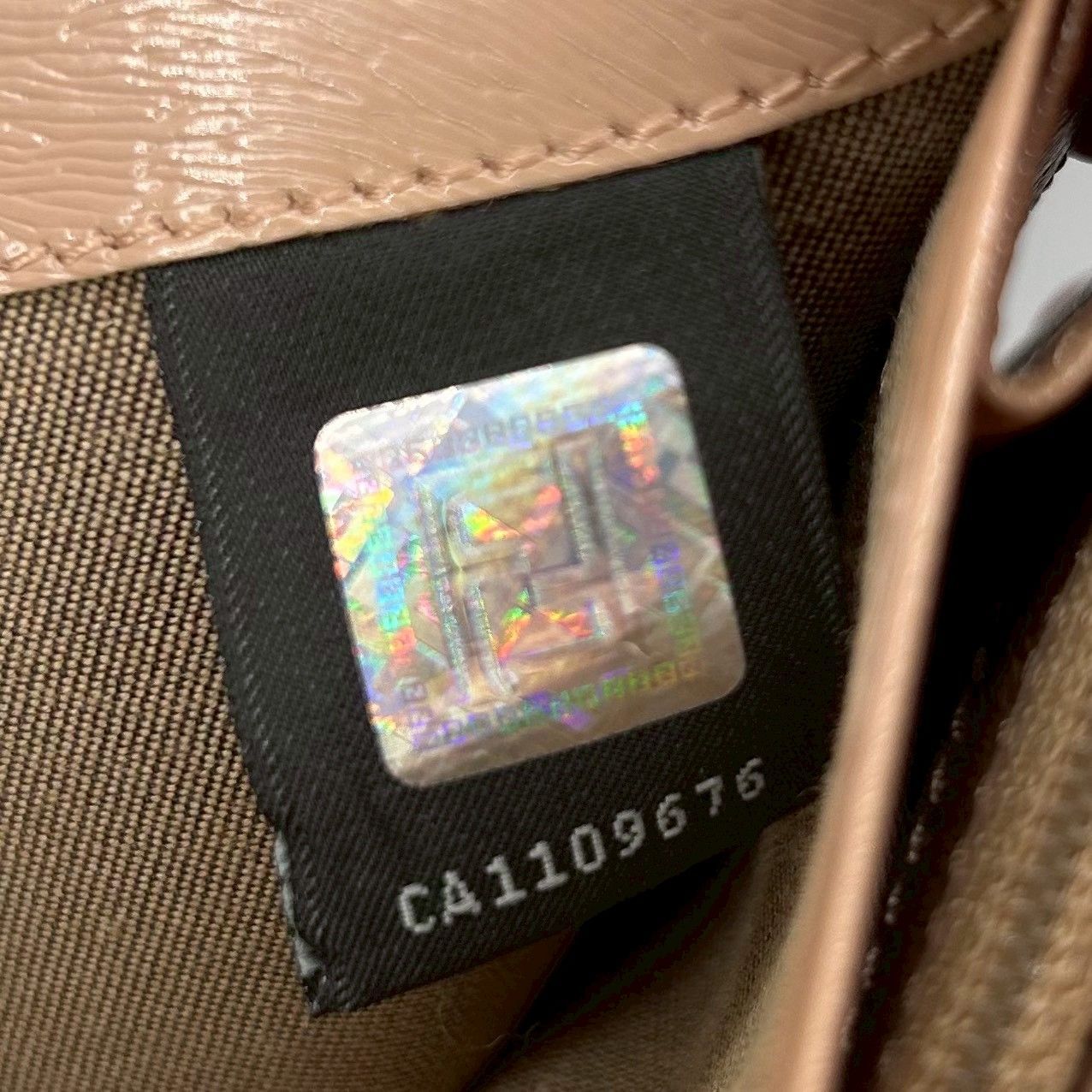 FENDI』フェンディ マルチカラー ズッカ柄 FFロゴ 長財布 - メルカリ