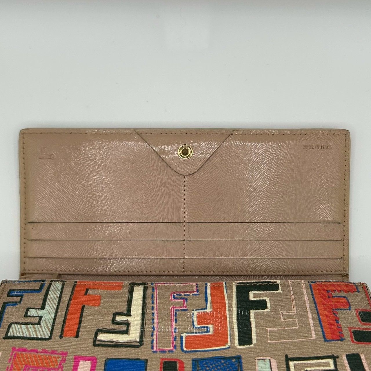 FENDI』フェンディ マルチカラー ズッカ柄 FFロゴ 長財布 - メルカリ