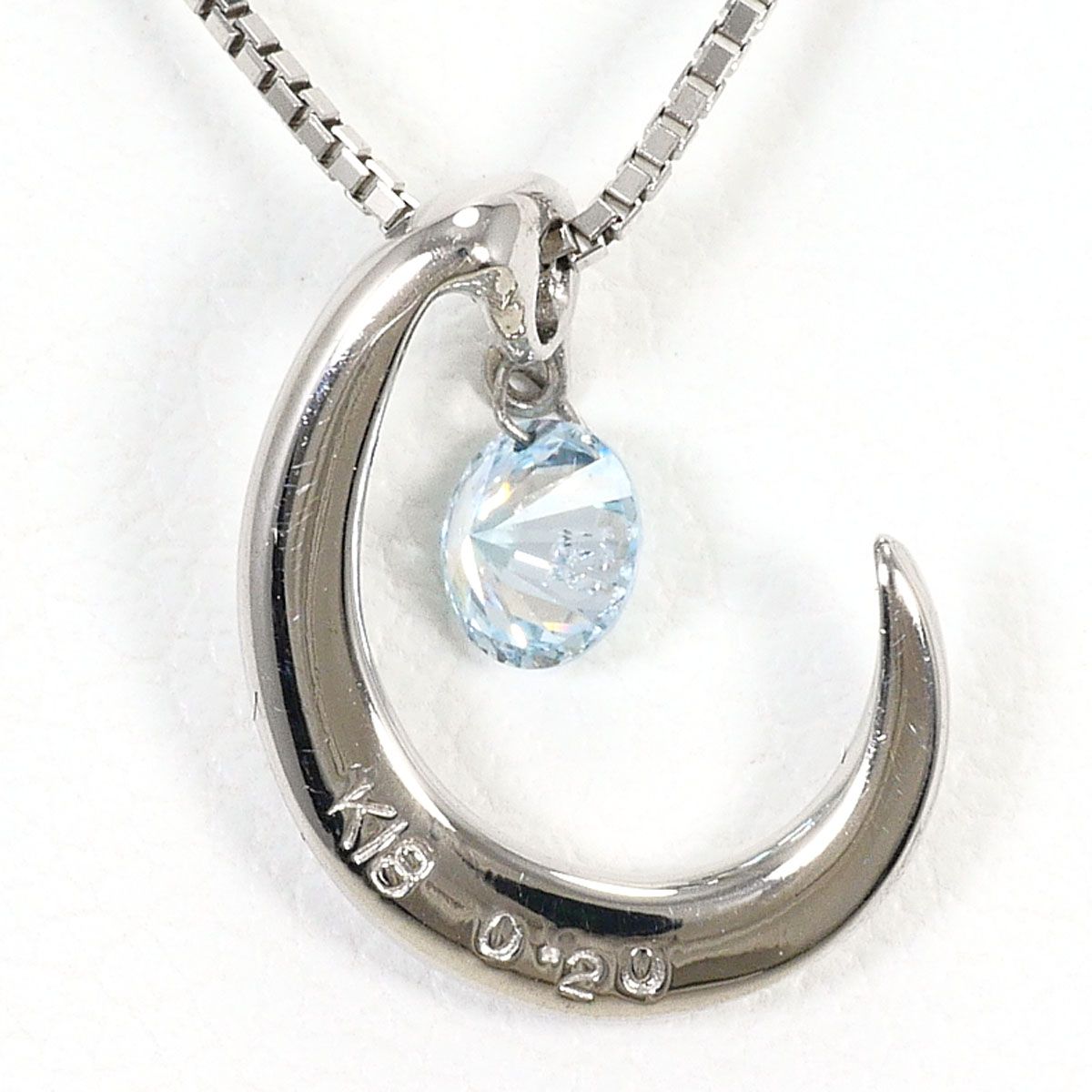 K18WG ネックレス ブルーダイヤ（トリートメント） 0.20ct SI2 鑑定書 