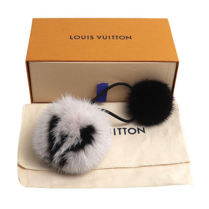 LOUIS VUITTON ルイ・ヴィトン ミンク シュシュ ヴィゾン LVコージー