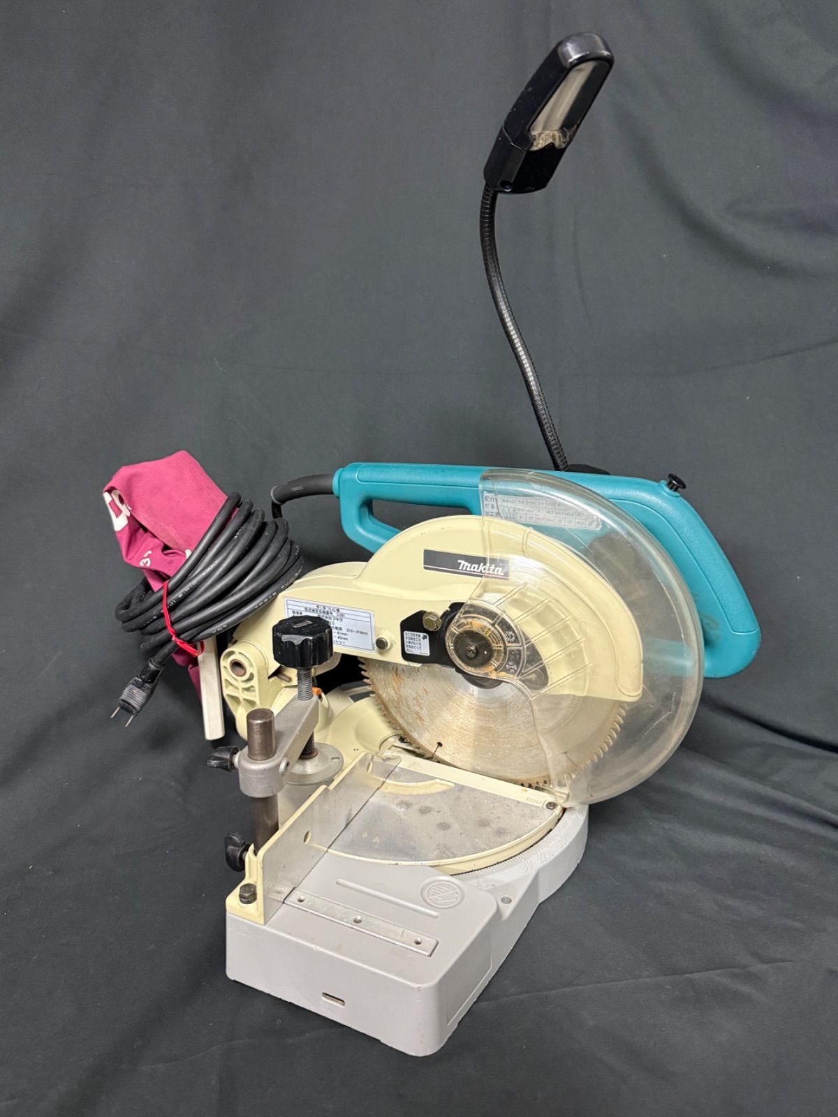 makita LS0840F 216mm 卓上マルノコ【店舗管理番号m】 - メルカリ