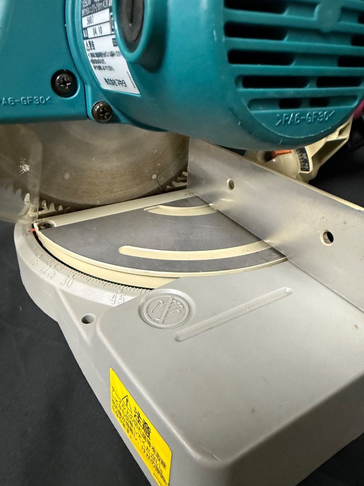 makita LS0840F 216mm 卓上マルノコ【店舗管理番号m】 - メルカリ
