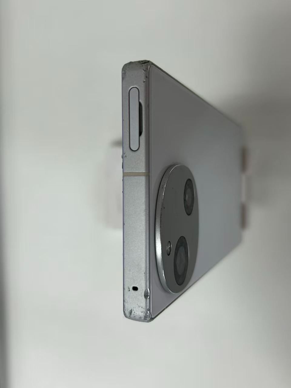 ジャンク】AQUOS R9 ホワイト 起動不可 - メルカリ