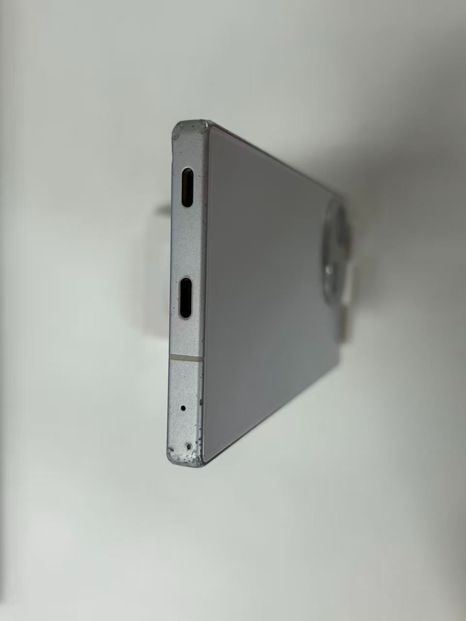 ジャンク】AQUOS R9 ホワイト 起動不可 - メルカリ