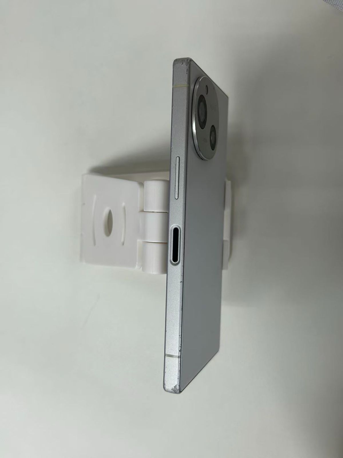 ジャンク】AQUOS R9 ホワイト 起動不可 - メルカリ