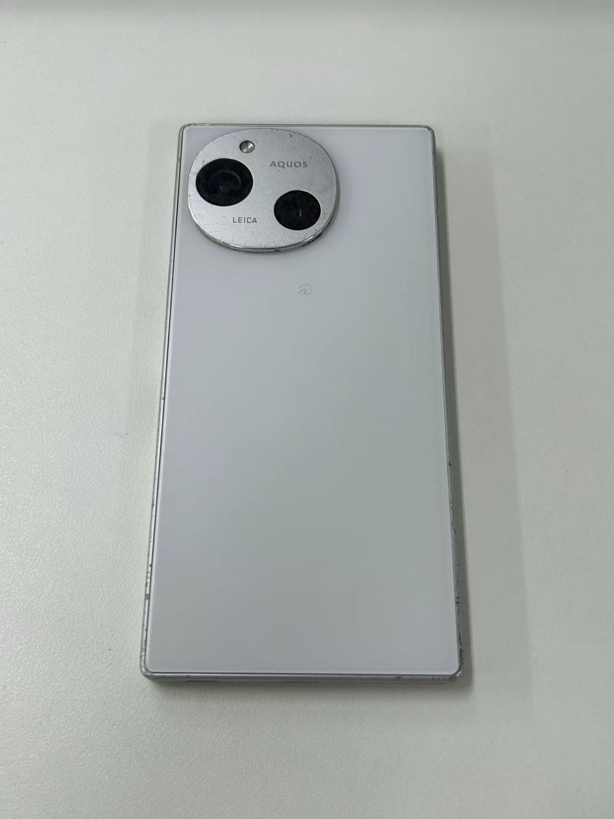 AQUOS R9 ホワイト ジャンク 1 ジャンク】AQUOS R9 ホワイト 起動不可 - メルカリ