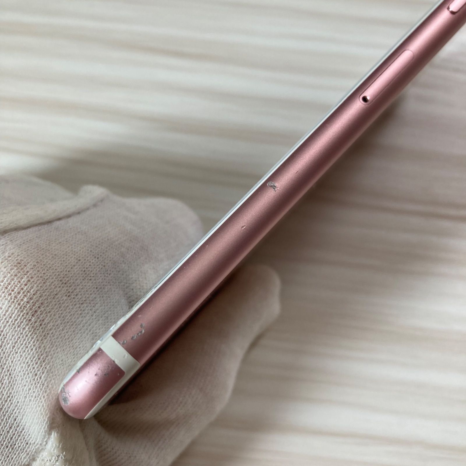 iPhone7 128GB ROSE GOLD バッテリー81% SIMフリー - メルカリ