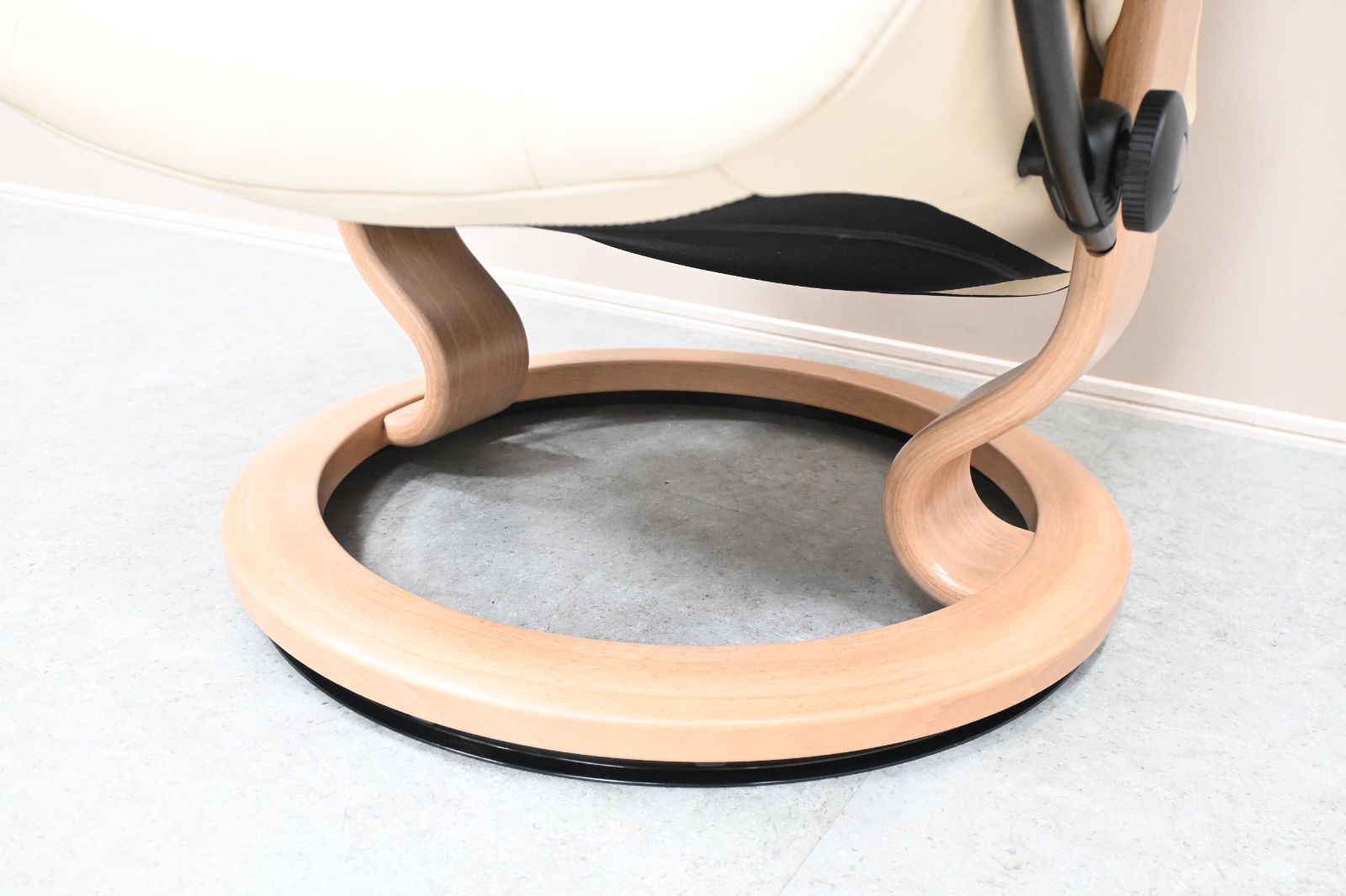 ☆2025年製 展示極美品☆EKORNES エコーネス リクライニングチェア