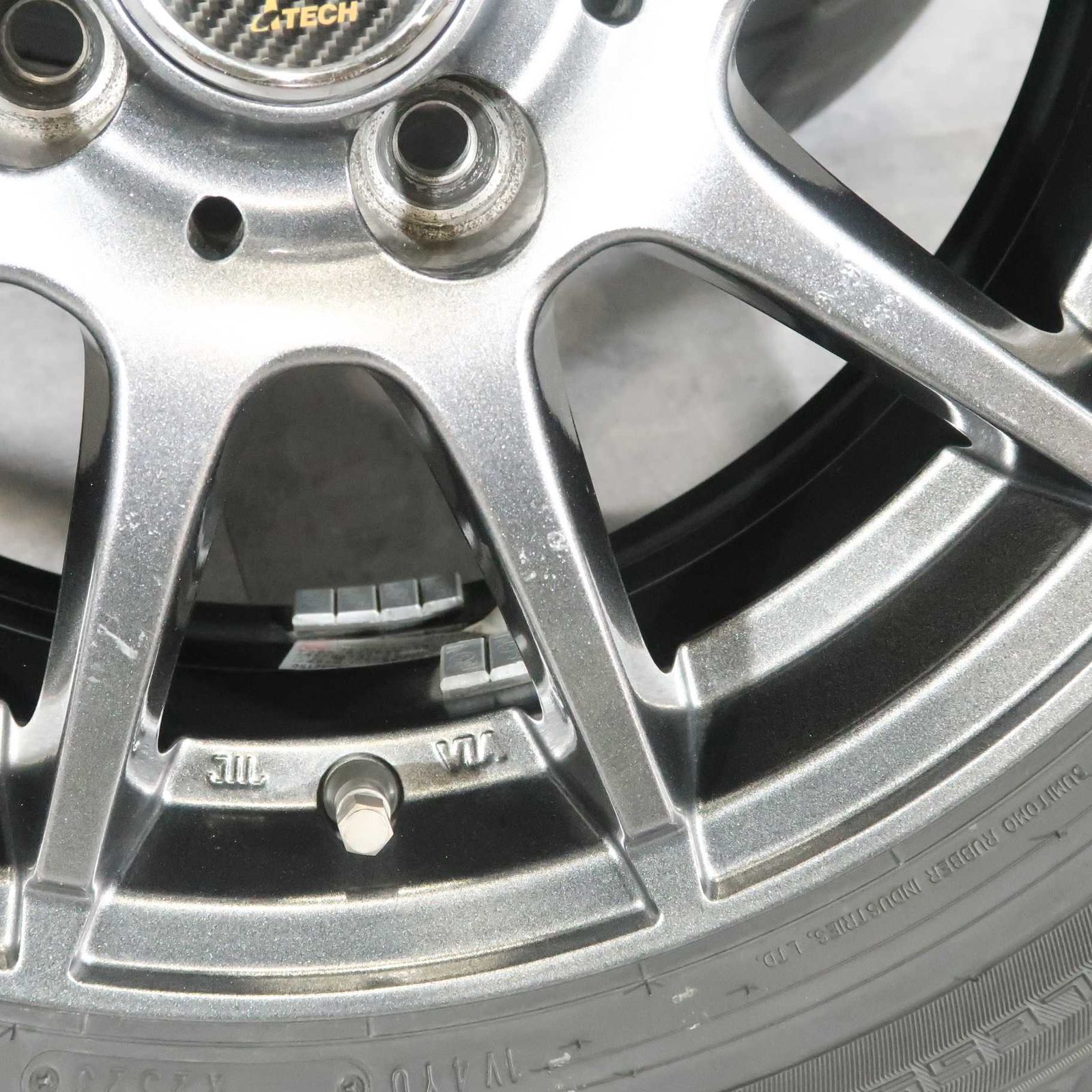 アクア ヴィッツ スイフト クロスビー イグニス 等 4本 社外 15インチ 5.5J +40 4H 100 スタッドレス DUNLOP WINTERMAXX WM02 175/65R15 アクア ヴィッツ スイフト クロスビー イグニス 等 4本 社外 15インチ 5.5J +40 4H 100 スタッドレス DUNLOP WINTERMAXX WM02 175/65R15