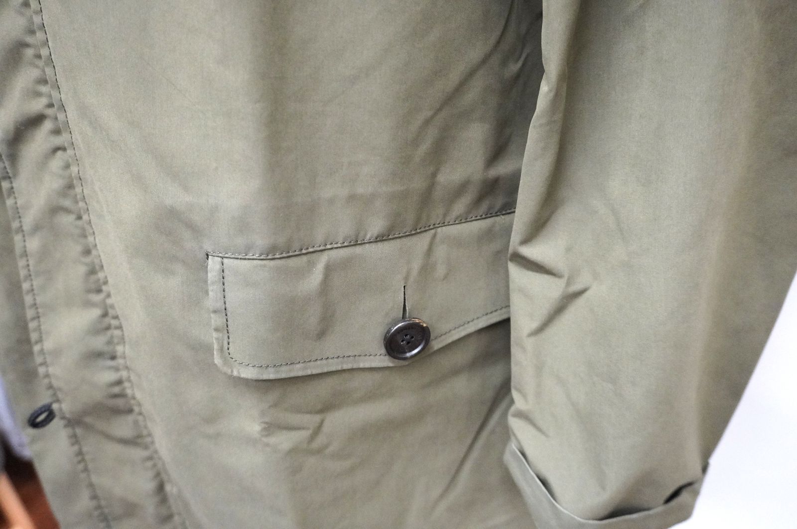 ◆ARMANI JEANS マウンテンパーカー オリーブ 防水使用 美品