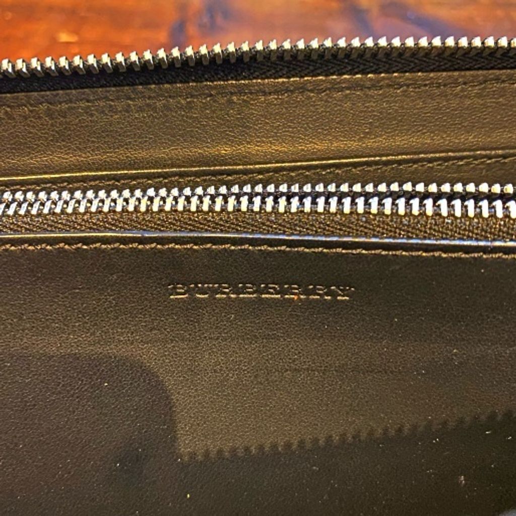 BURBERRY バーバリー ラウンドファスナーウォレット マルチカラー
