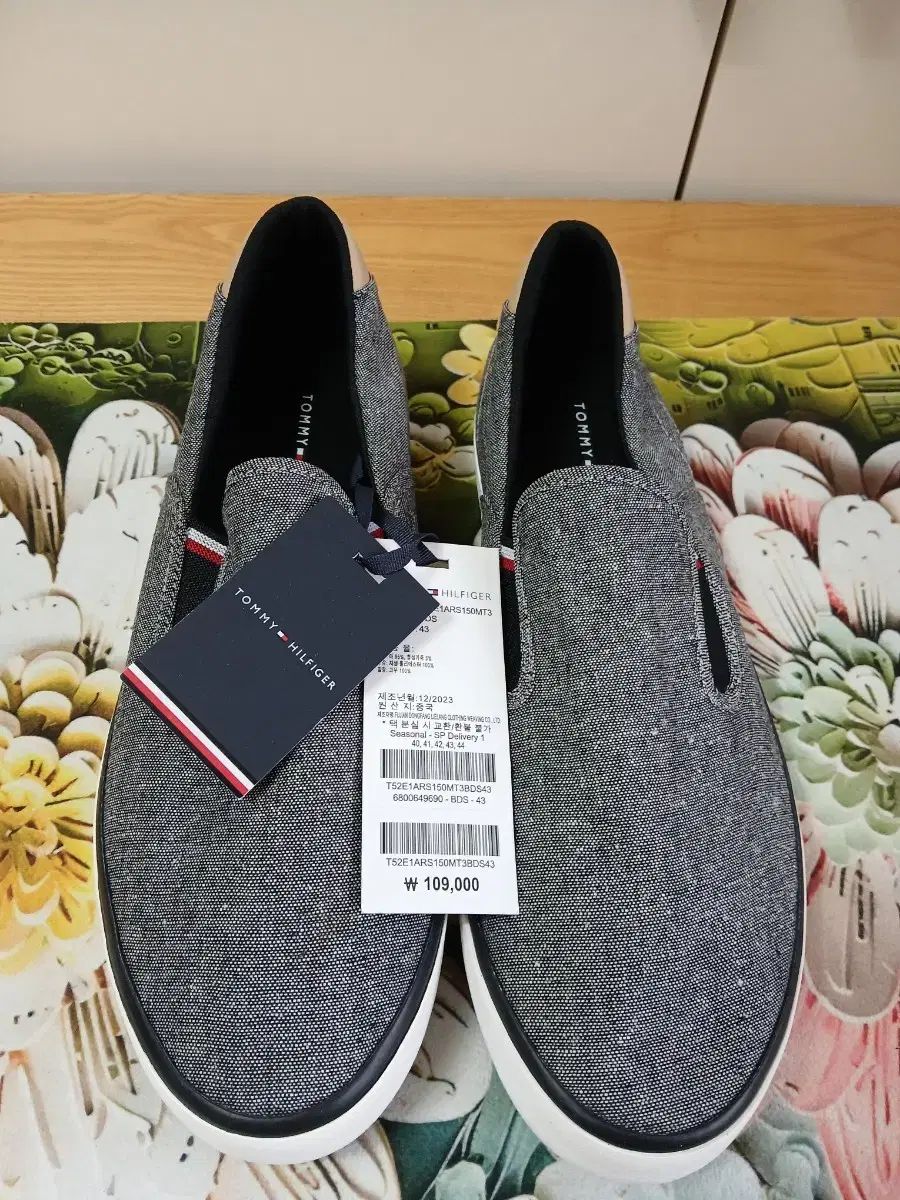 新品 Tommy Hilfiger トミーヒルフィガー メンズ ミュール スニーカー グレー 43 275