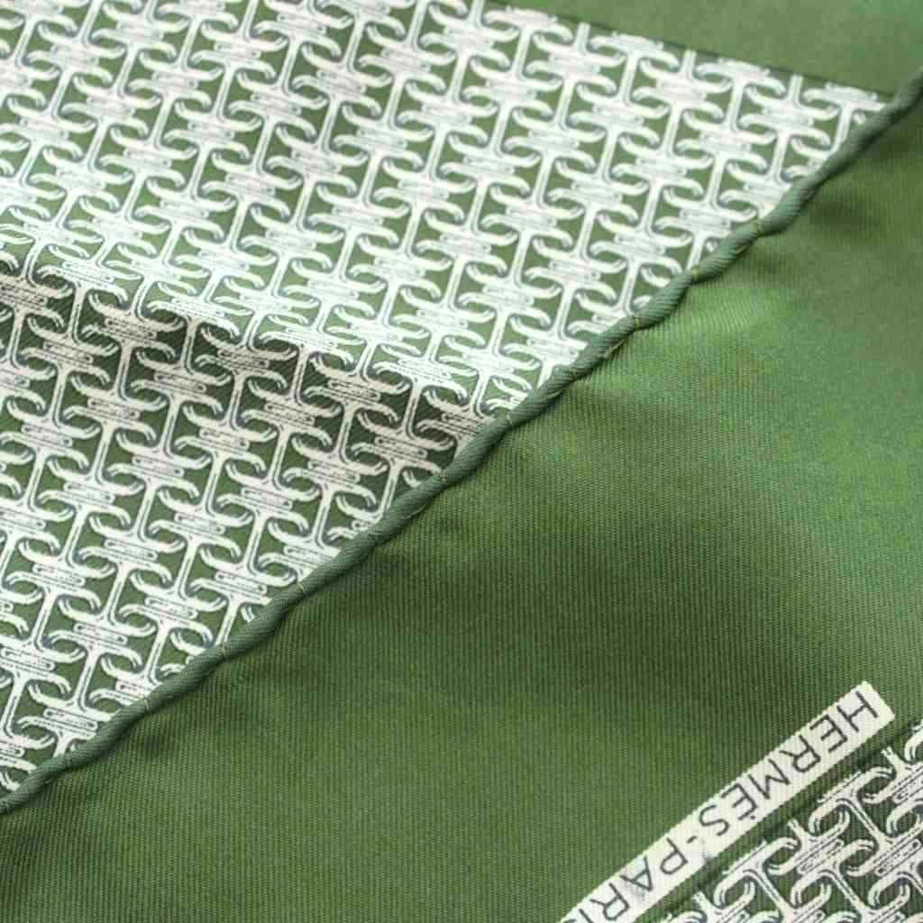 エルメス HERMES ポケットチーフ シルク 総柄 緑 グリーン 白 ホワイト