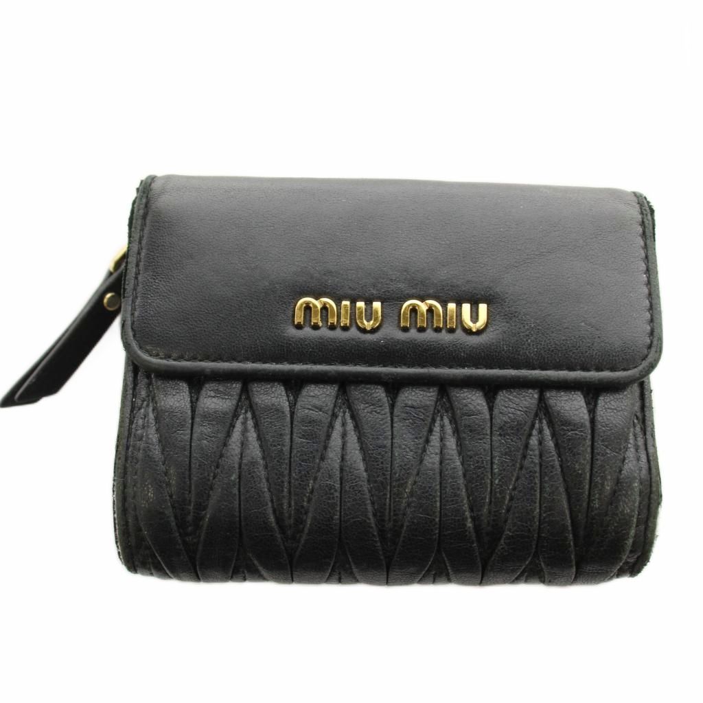 ミュウミュウ miumiu マテラッセ 財布 二つ折り 小銭入れ レザー 黒 ブラック /AN ■GY11 ■OH