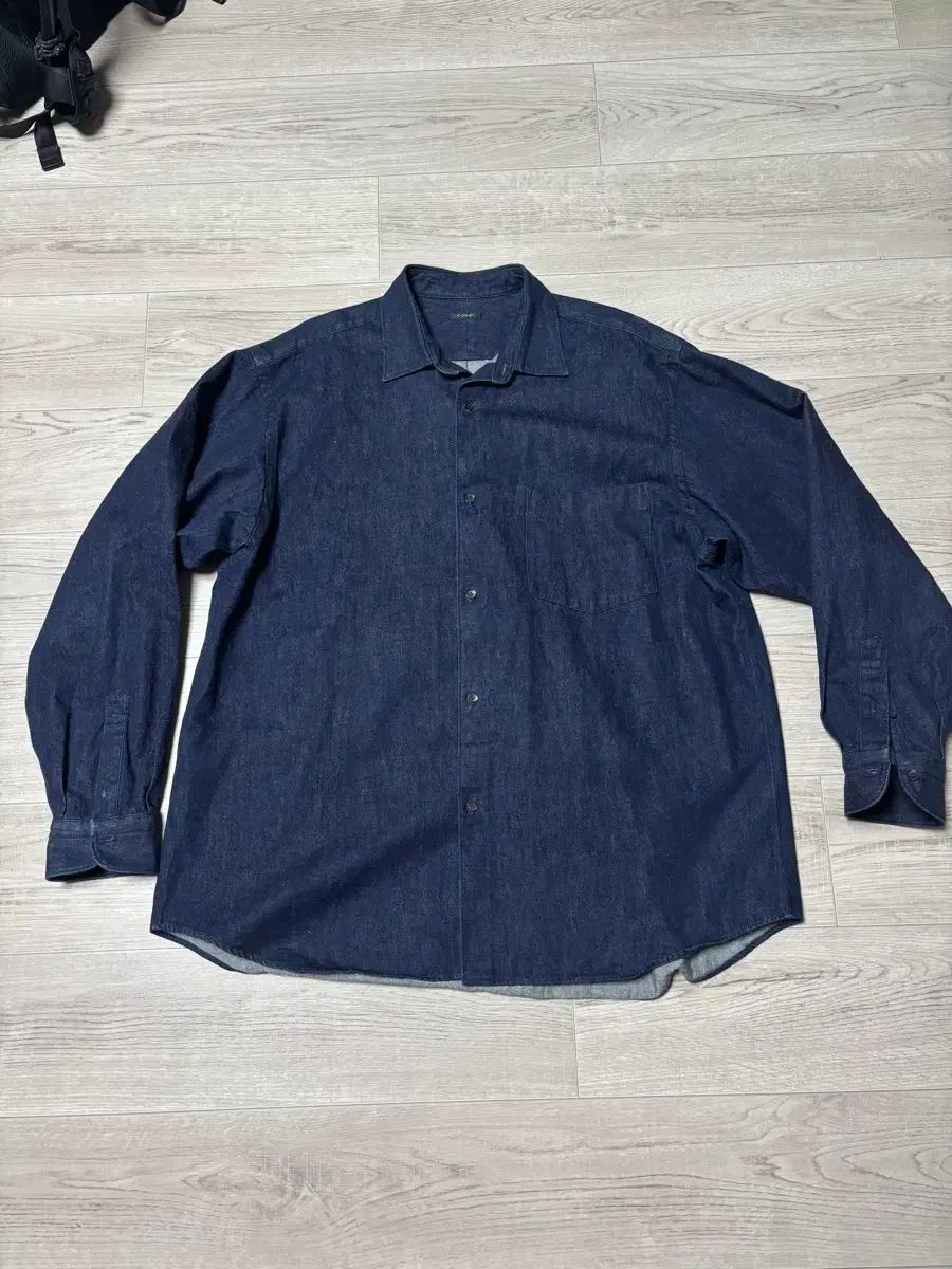 3 コモリ デニム シャツ 32,092円