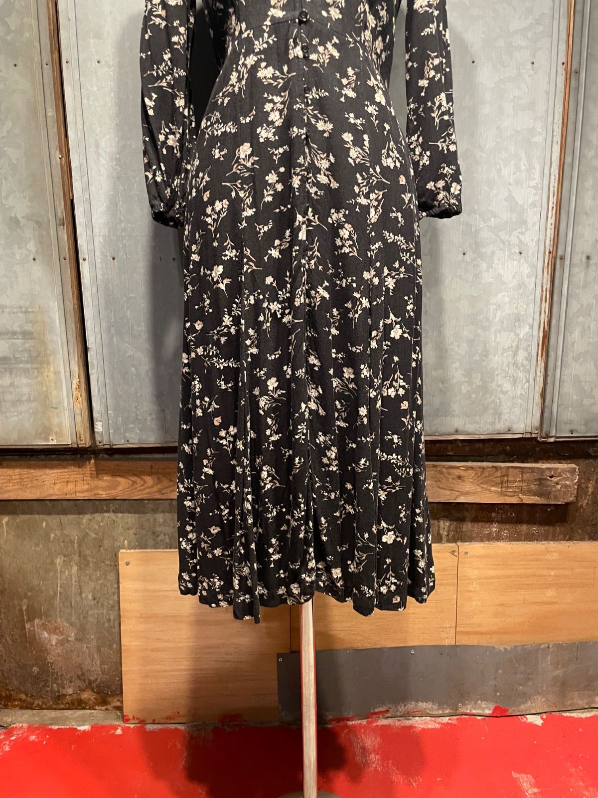 Denim & Supply Ralph Lauren 花柄ロングワンピース(黒×花柄・S/P・インド製) 4