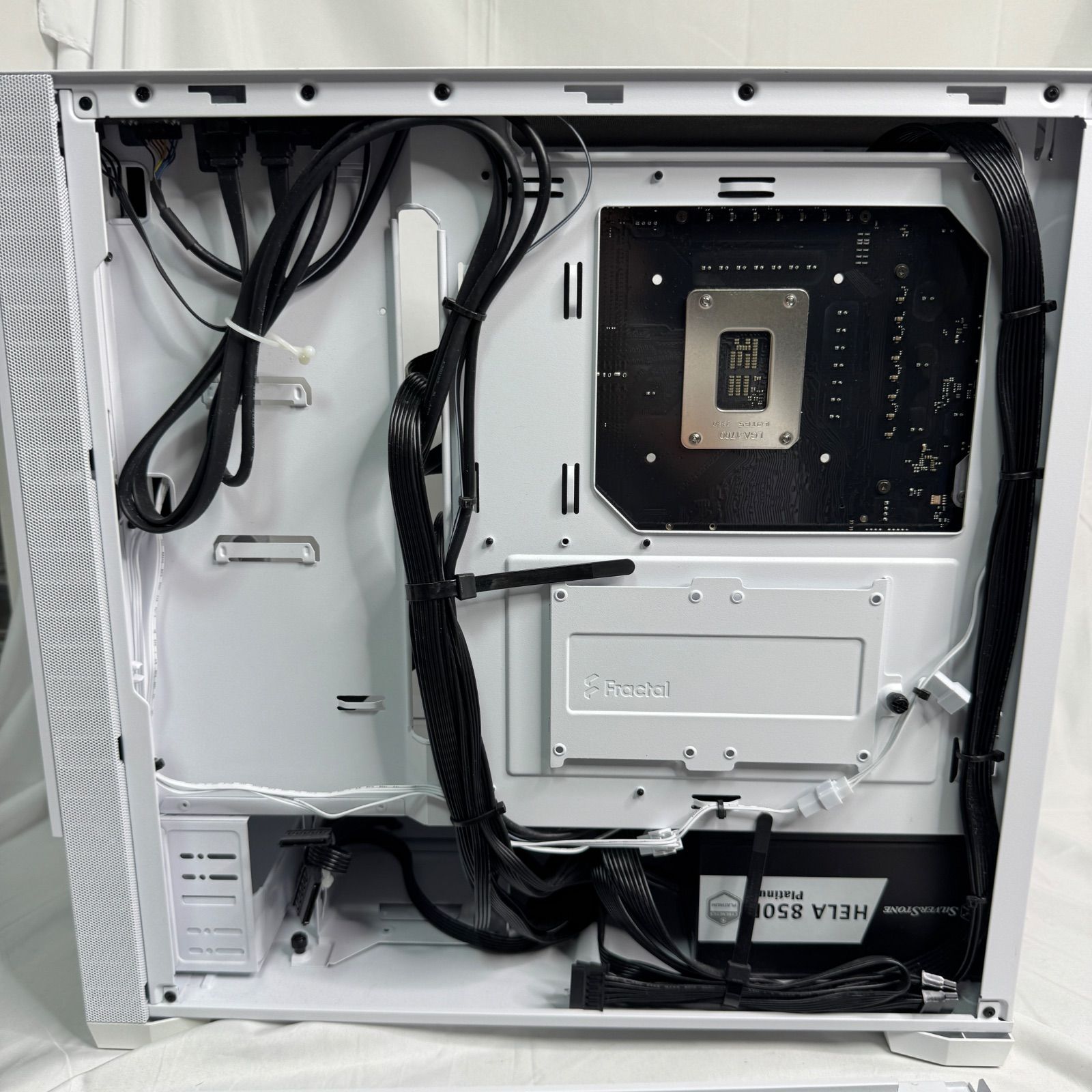 自作PCベースFractal白+Z790+850W電源セット 中古-メルカリ