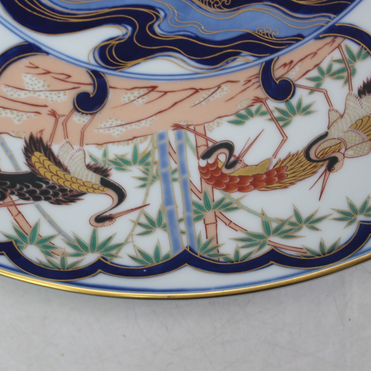 772)【美品】有田焼 哲山作 飾り皿 大皿 39cm 金彩 鴛鴦 おしどり