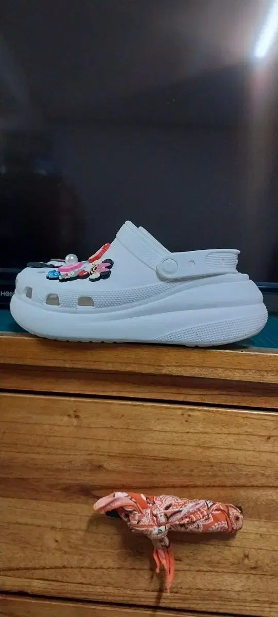 Crocs クロックス 正規品 クラッシュ klogg クロッグ レディース サンダル 250