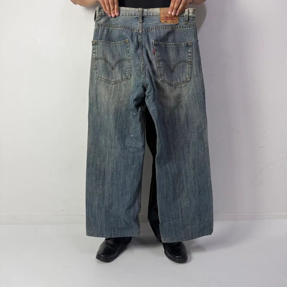 00s リーバイス 569 ヴィンテージ ウォッシュド デニムパンツ