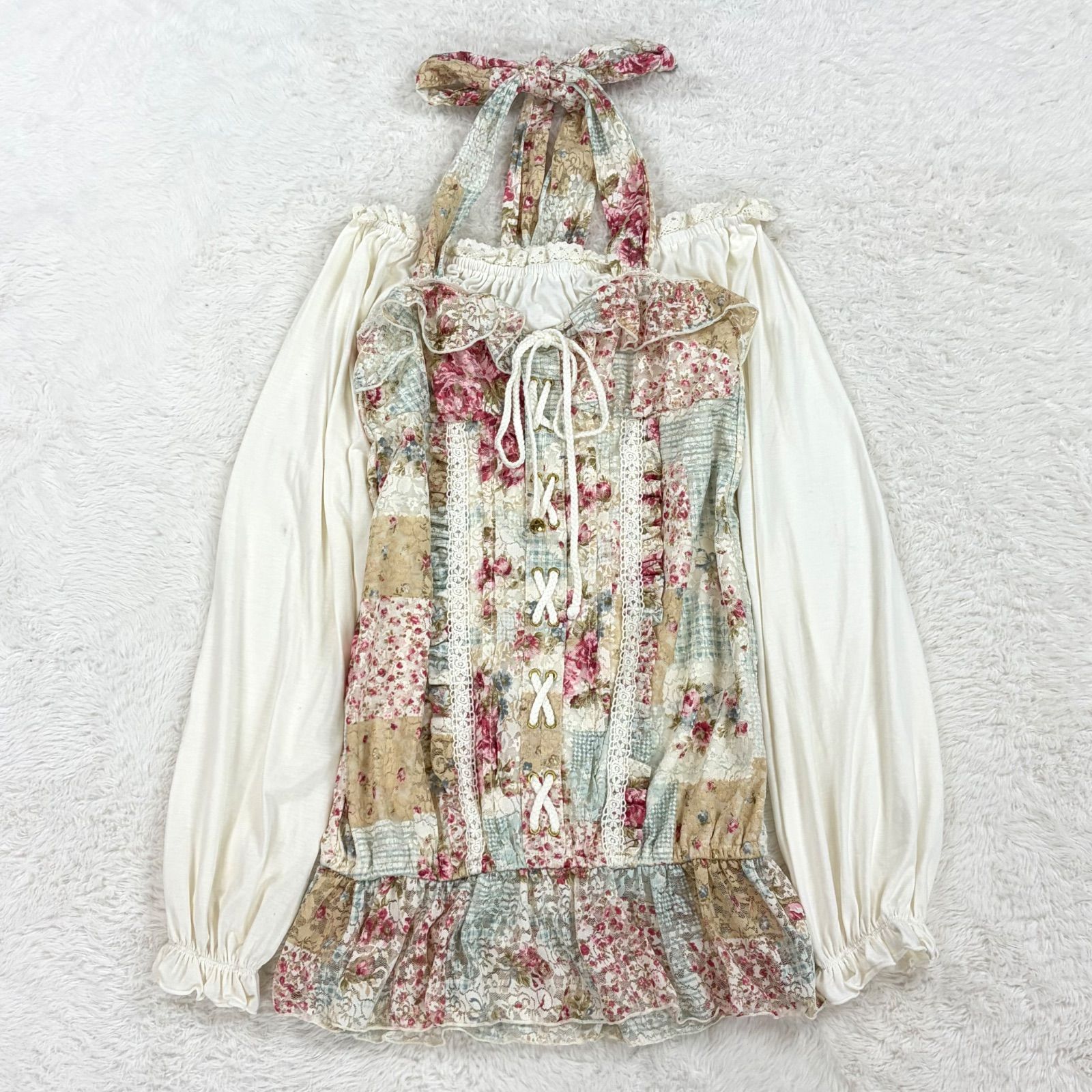 新品 未使用 LIZ LISA リズリサ 長袖 チュニック 花柄 レース パッチ