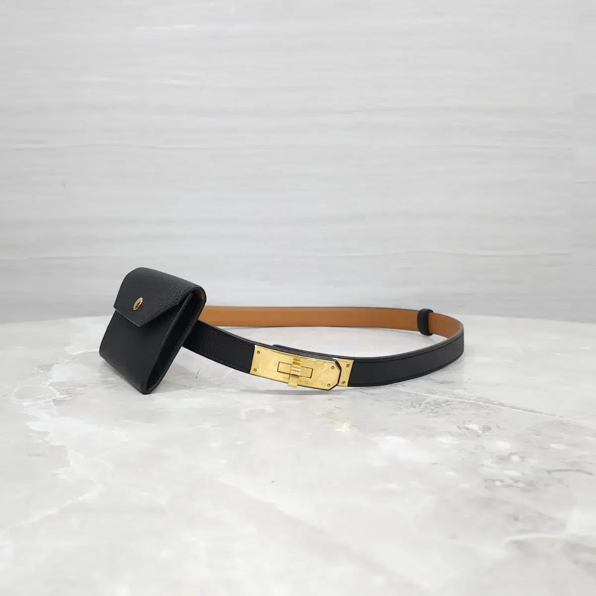 エルメス ケリー ポケット 18 ベルトバッグ エプソン ブラック ゴールド金具 B刻印 H081120CC