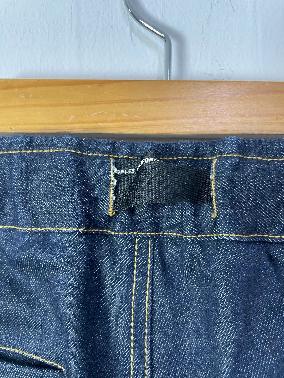 アウトドア セルビッジ デニムパンツ