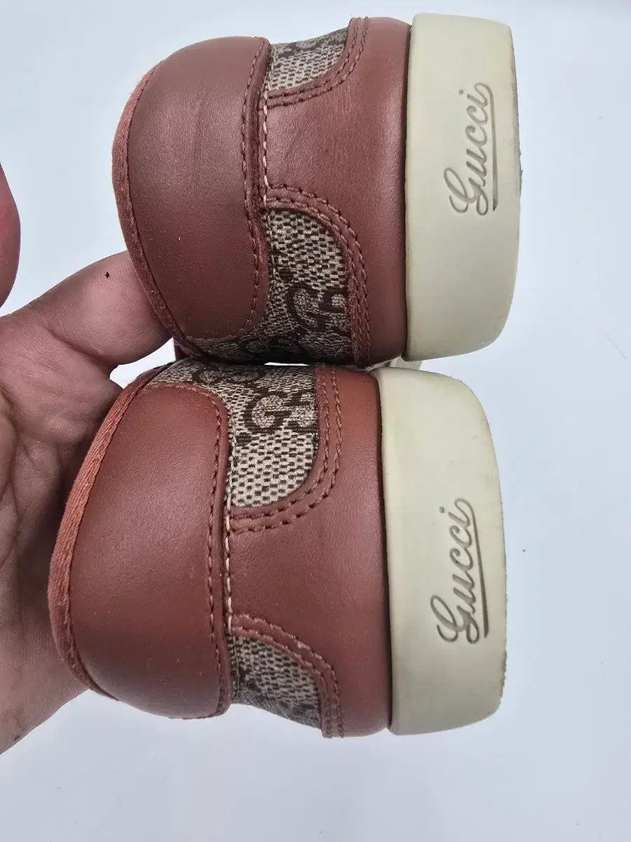 GUCCI グッチ レディース スニーカー 35.5 韓国 230