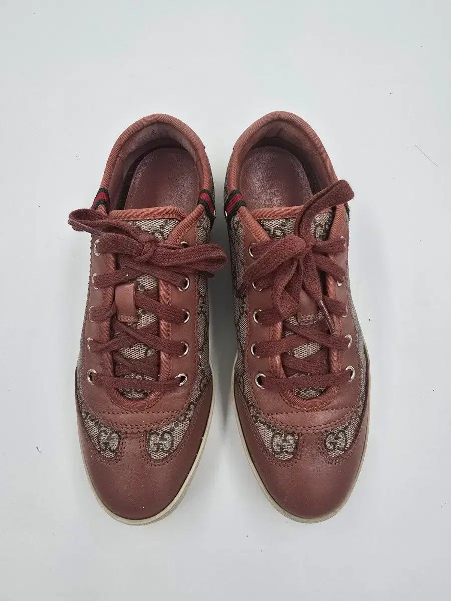GUCCI グッチ レディース スニーカー 35.5 韓国 230