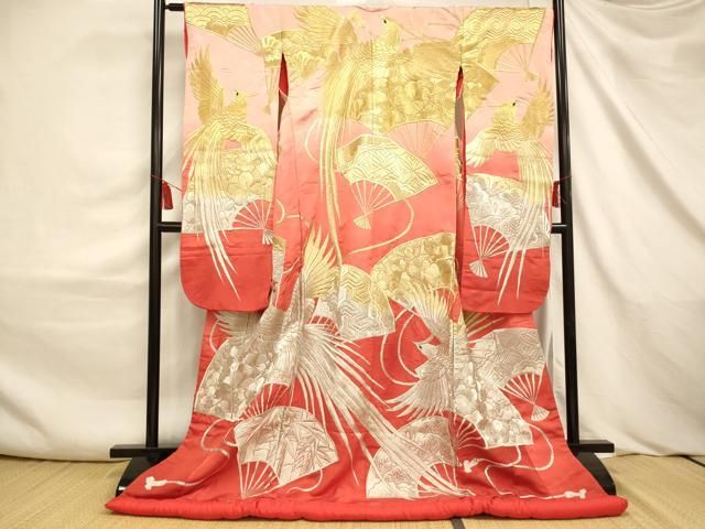 平和屋本店●色打掛　和装　婚礼　結婚式　花嫁　神社挙式　総刺繍　扇子鳳凰文　暈し染め　金銀糸　正絹　逸品　AABJ2561fw