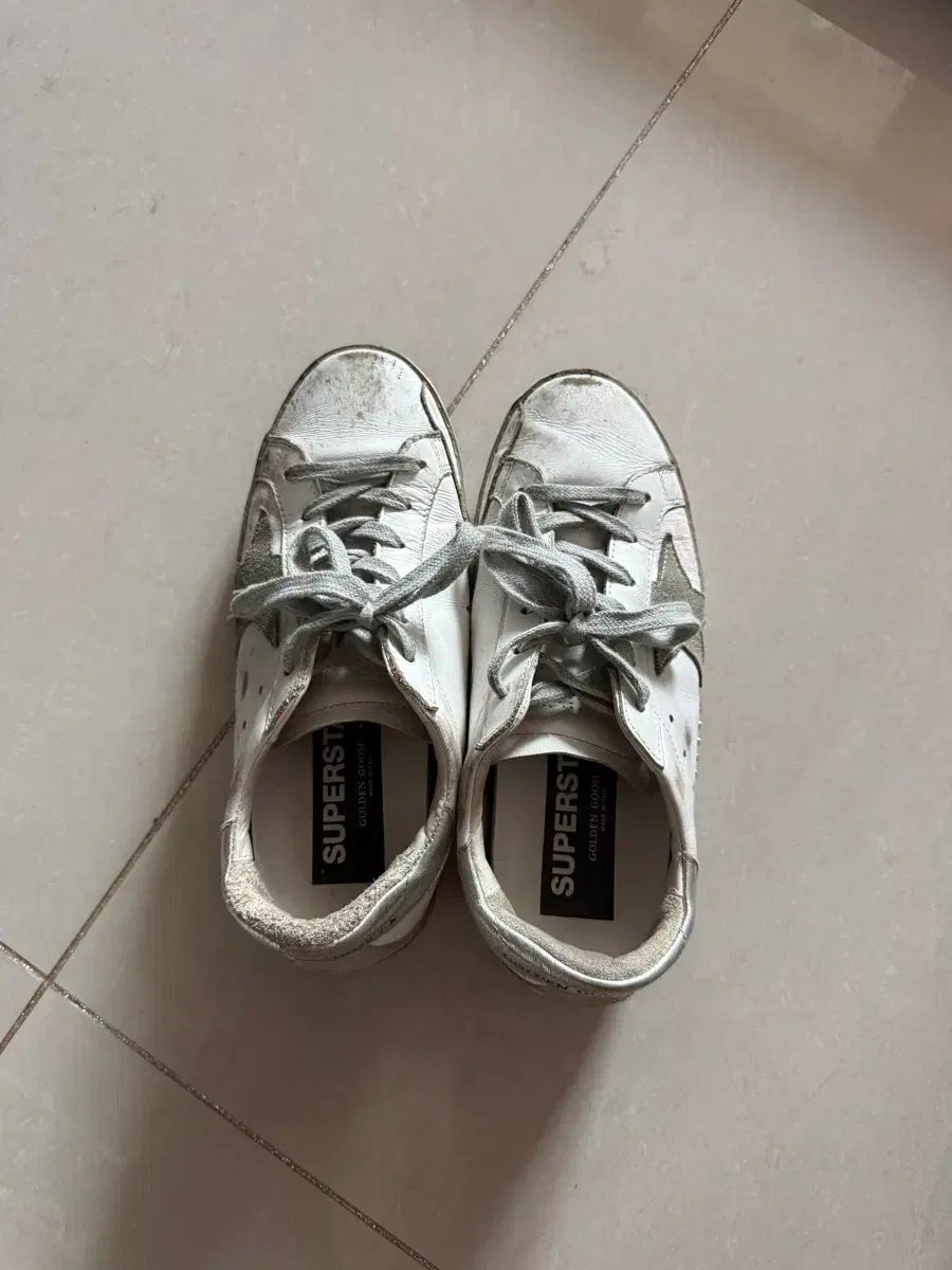 GOLDEN GOOSE ゴールデングース シルバータップ 235