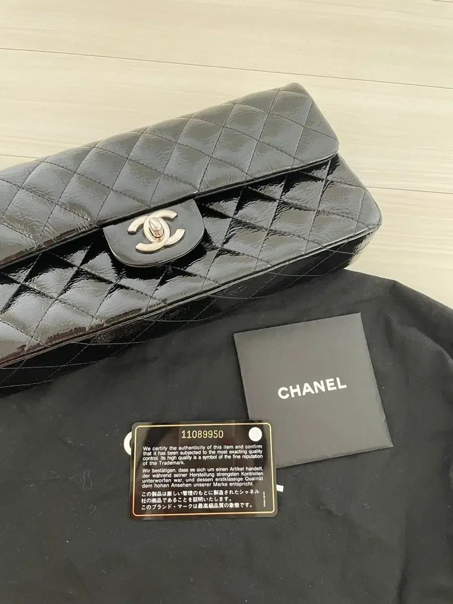 (正規品) シャネル Classic バッグ