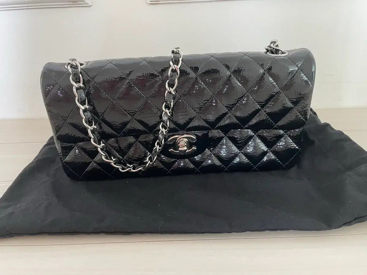 (正規品) シャネル Classic バッグ