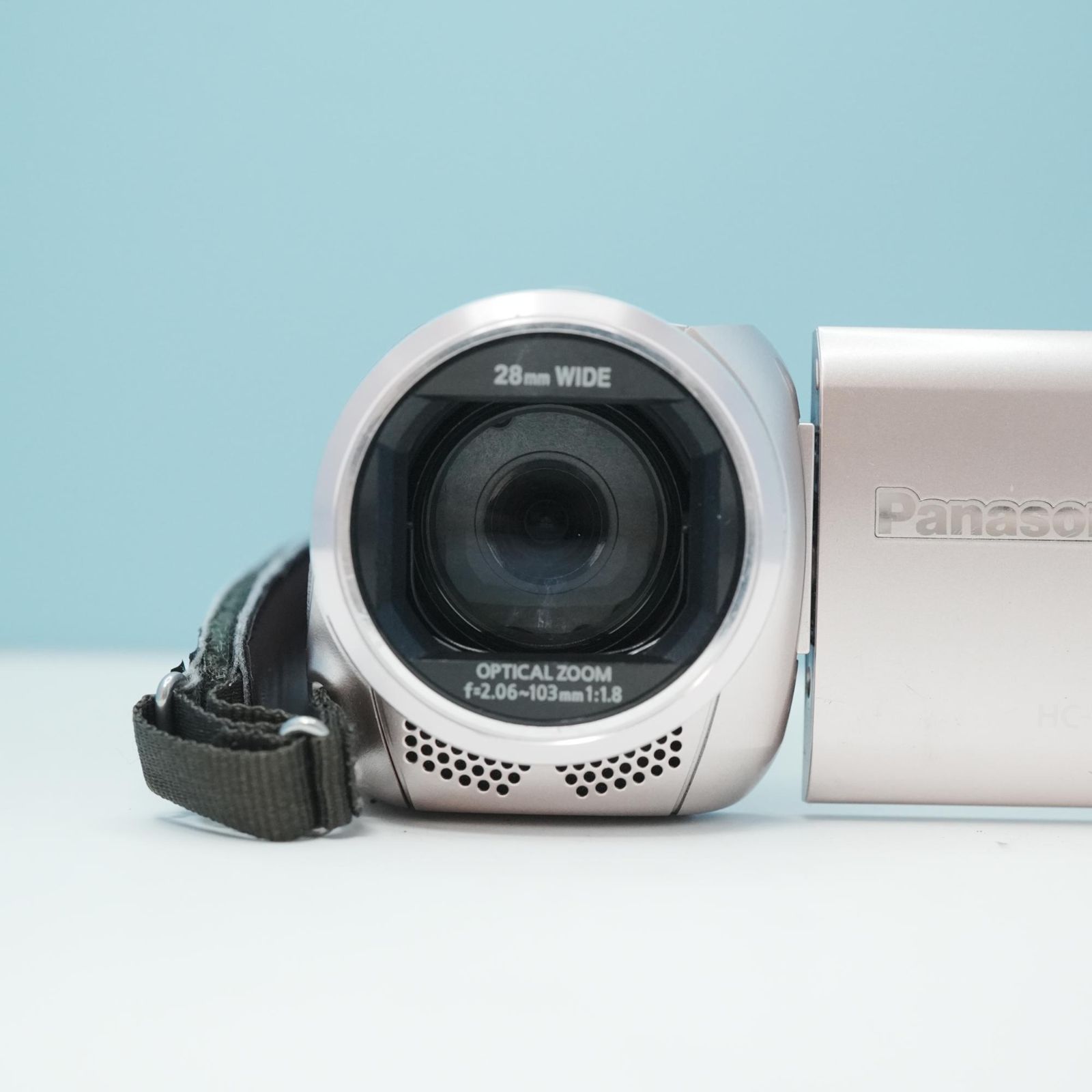 スマホ転送！美品！Panasonic HC-V550M　ビデオカメラ Panasonic HC-V550M ビデオカメラ スマホ転送OK フルセット シロクマ