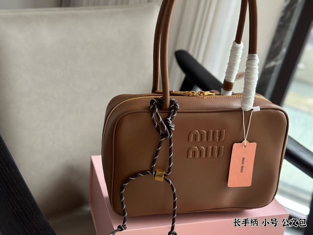 【今日特価】Miu Miu Small Bowling Briefcase / ミュウミュウ スモール ボウリング ブリーフケース-WTO輸入1