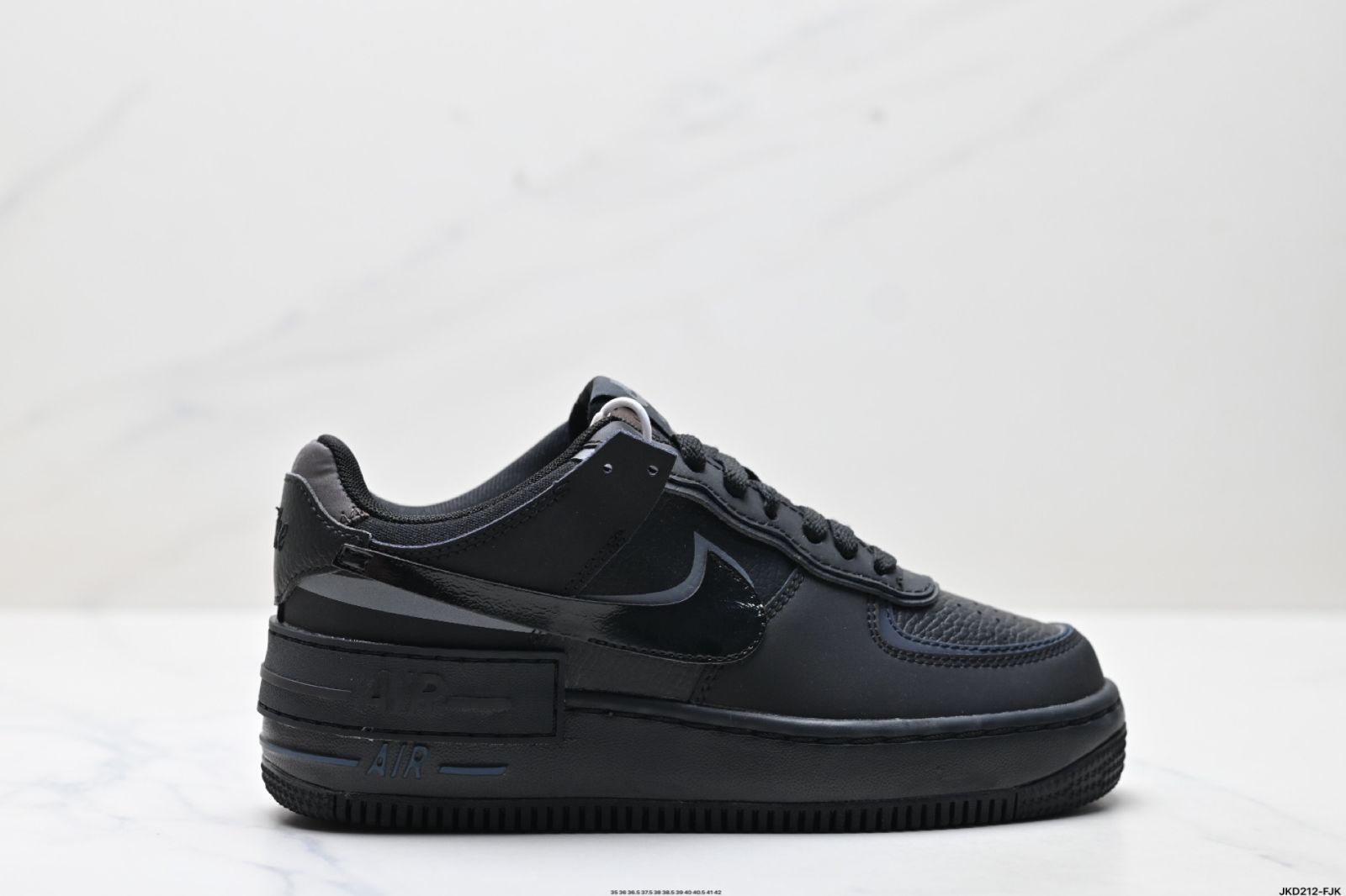 ナイキ NIKE WMNS Air Force 1 Shadow 新少女系デコンストラクティヴィズムデザインのマカロンカラーエアフォースワン 軽量ハイインソールロートップ マルチマッチ可能なスケートシューズ。-MM輸入4
