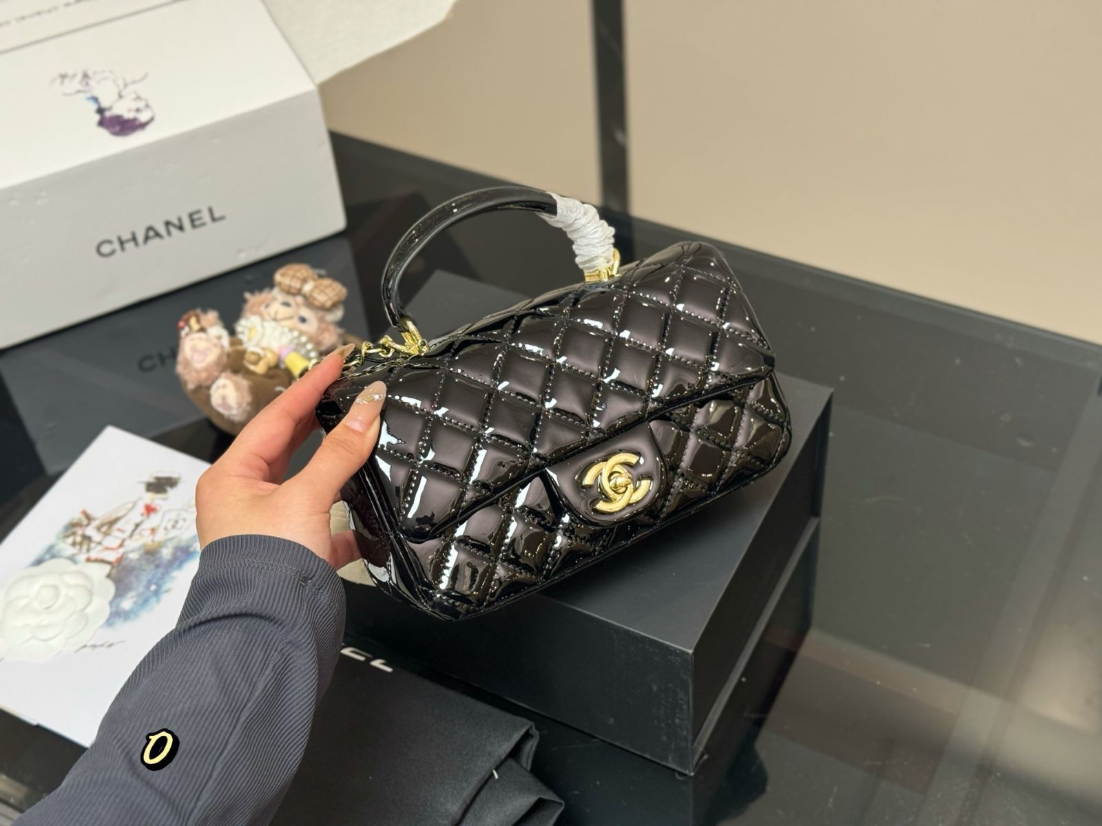 【今日特価】Chanel mini CF handle！国内送料無料！限定在庫セール価格です！